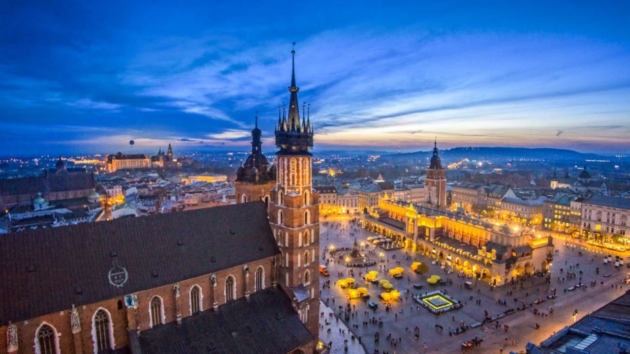 Poland – History Without High Costs